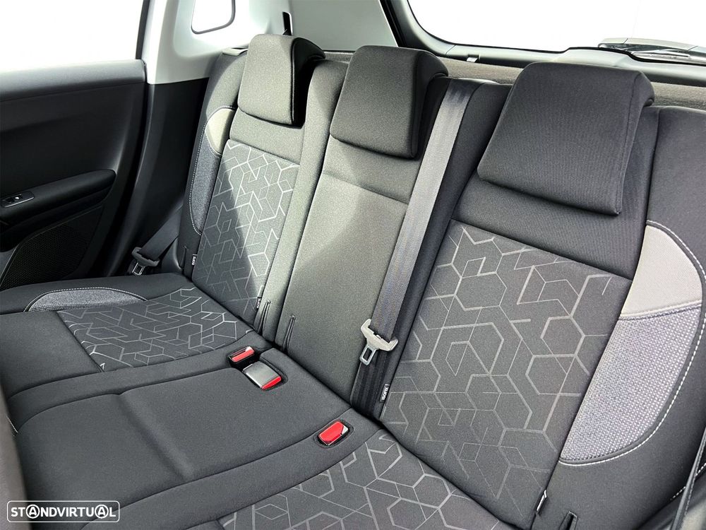 Peugeot 2008 1.5 BlueHDi Style - 34