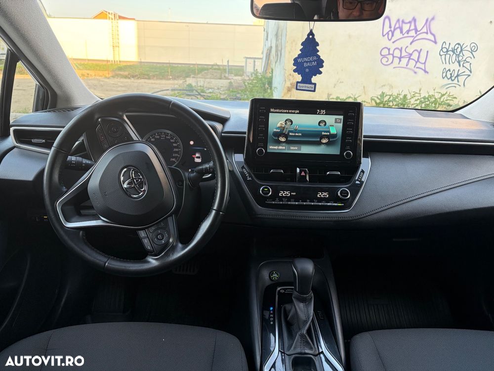 Toyota Corolla 1.8 Business Edition - 6