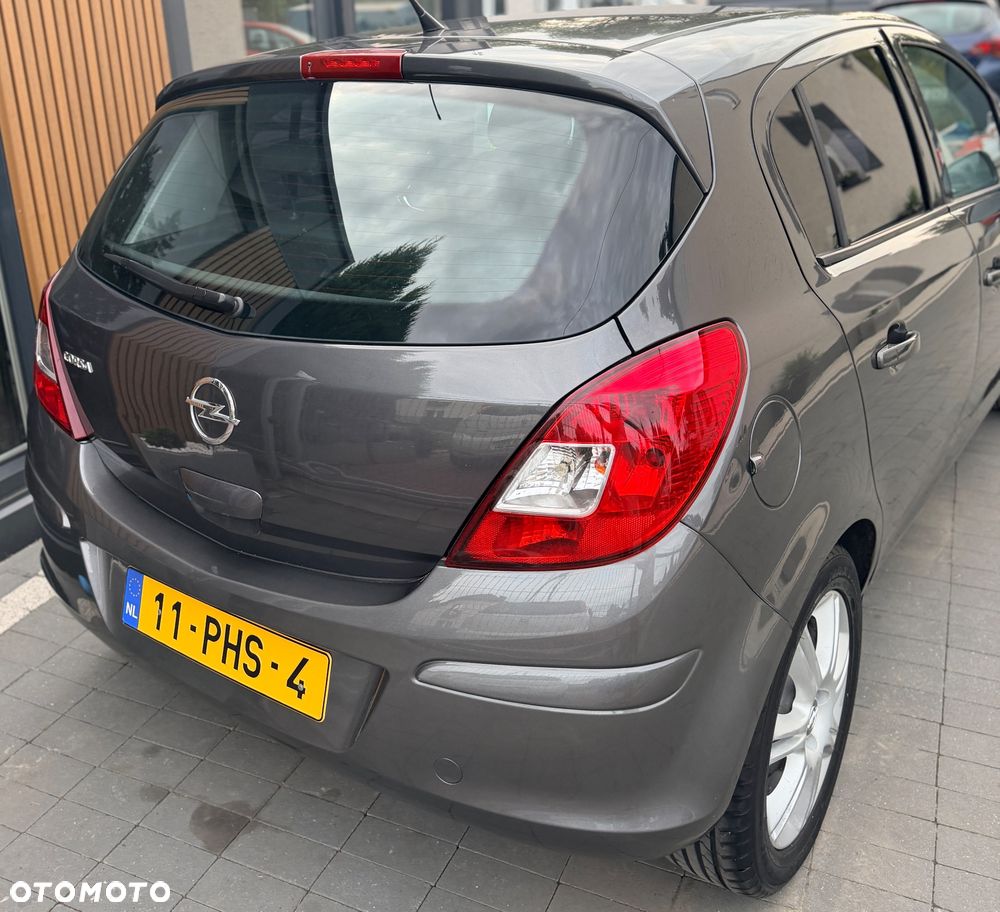 Opel Corsa 1.4 16V Color Elegance - 8