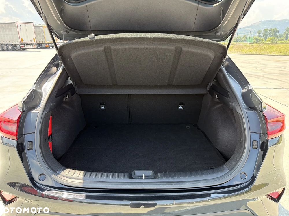 Kia XCeed 1.5 T-GDI M - 18