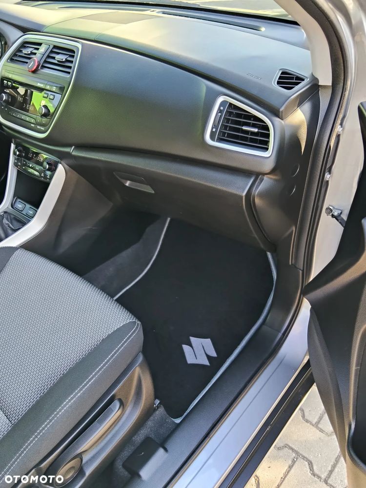 Suzuki SX4 - 3