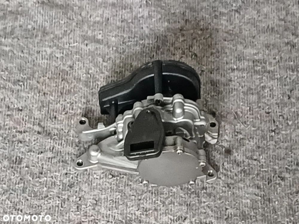 NR 603 Pompa oleju Opel Astra K 1.6CDTI 136PS 55509127 - 5