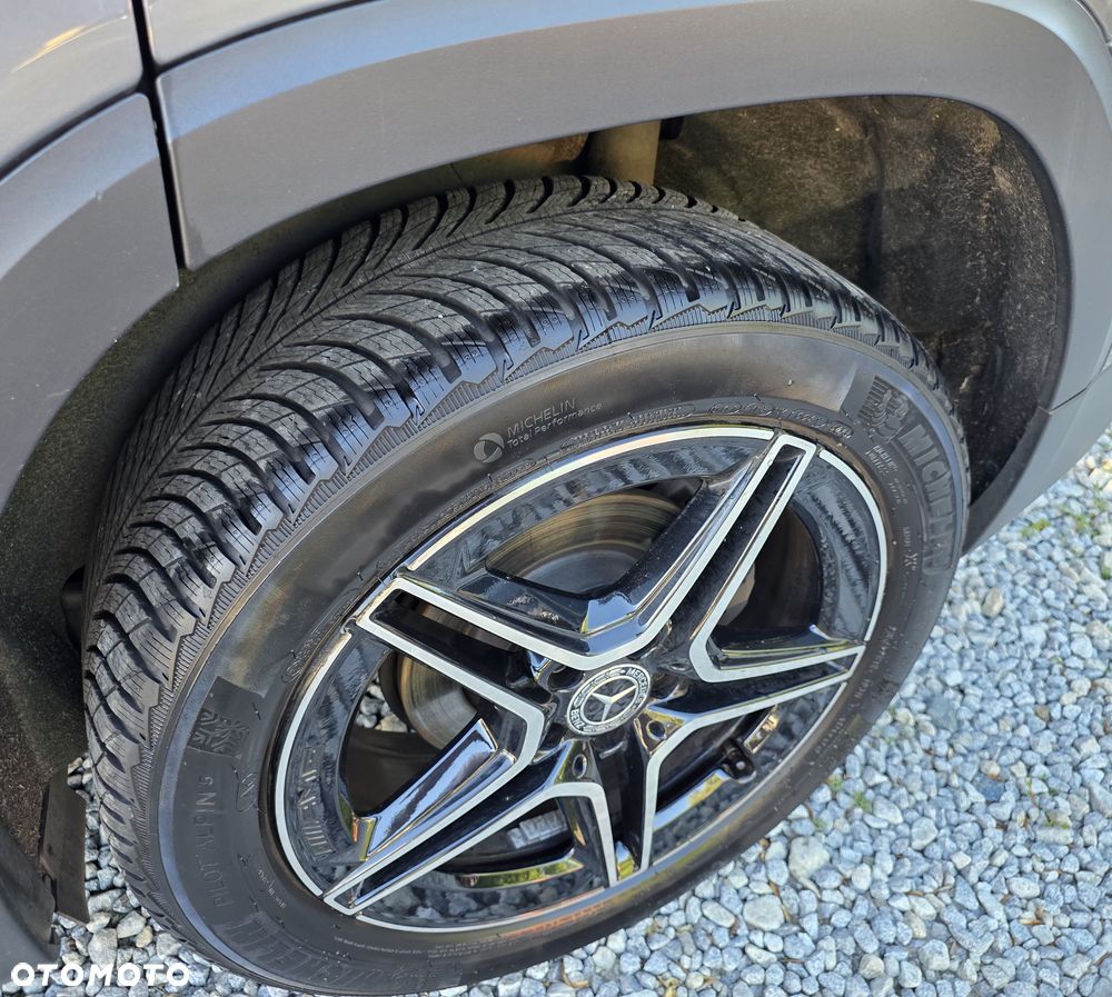 Mercedes-Benz GLB 200 d 8G-DCT AMG Line - 34