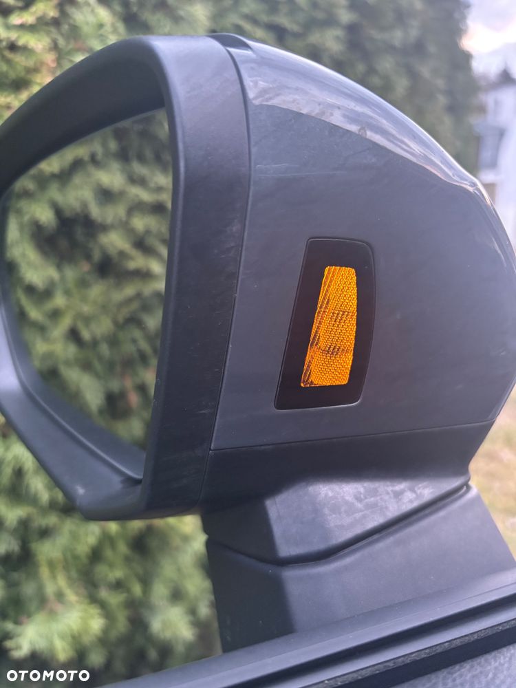 Audi Q3 2.0 TDI S tronic - 20