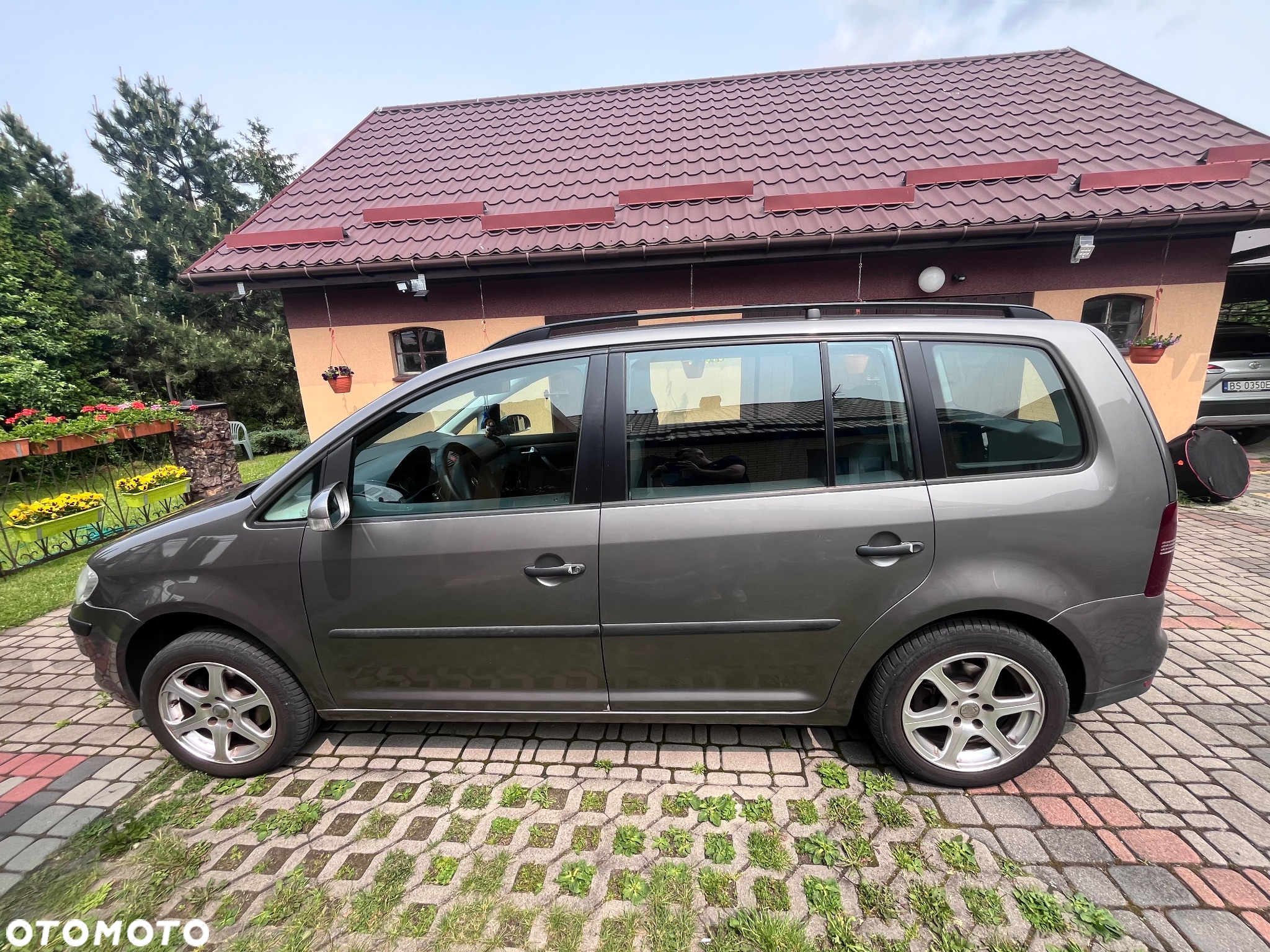 Volkswagen Touran - 7