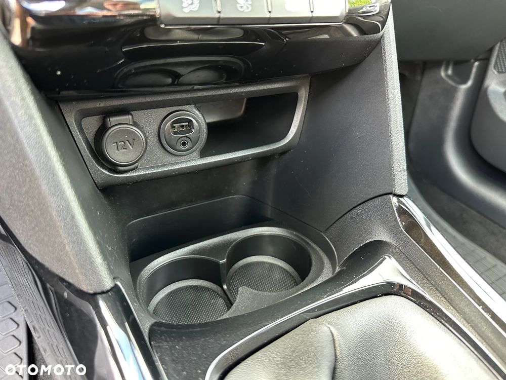 Peugeot 2008 - 17