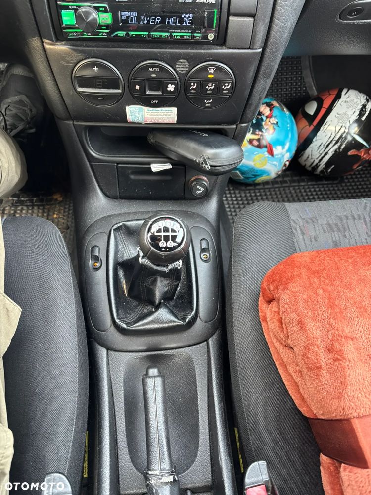 Opel Vectra 1.6 Comfort - 13