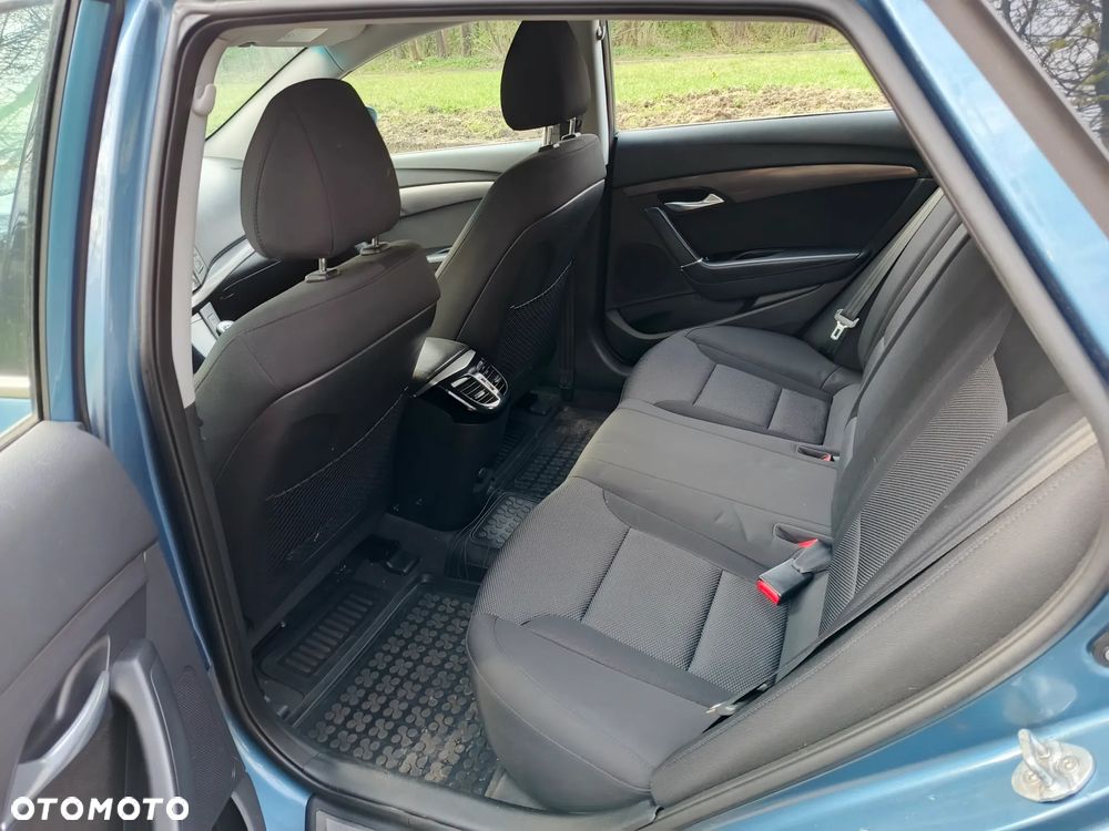 Hyundai i40 1.7 CRDi Comfort + - 19