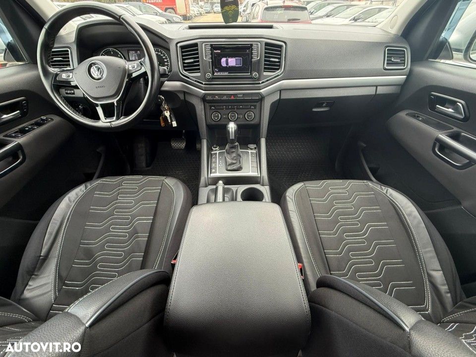 Volkswagen Amarok - 11