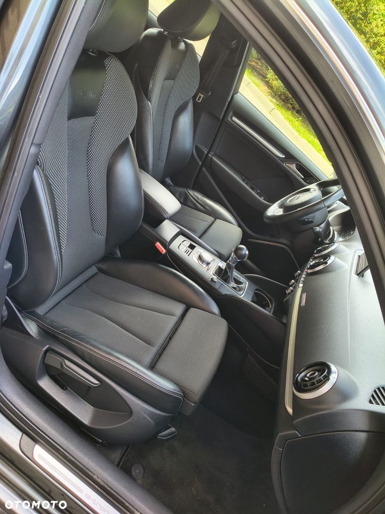 Audi A3 Sportback 1.4 TFSI e-tron S line Sportpaket - 16
