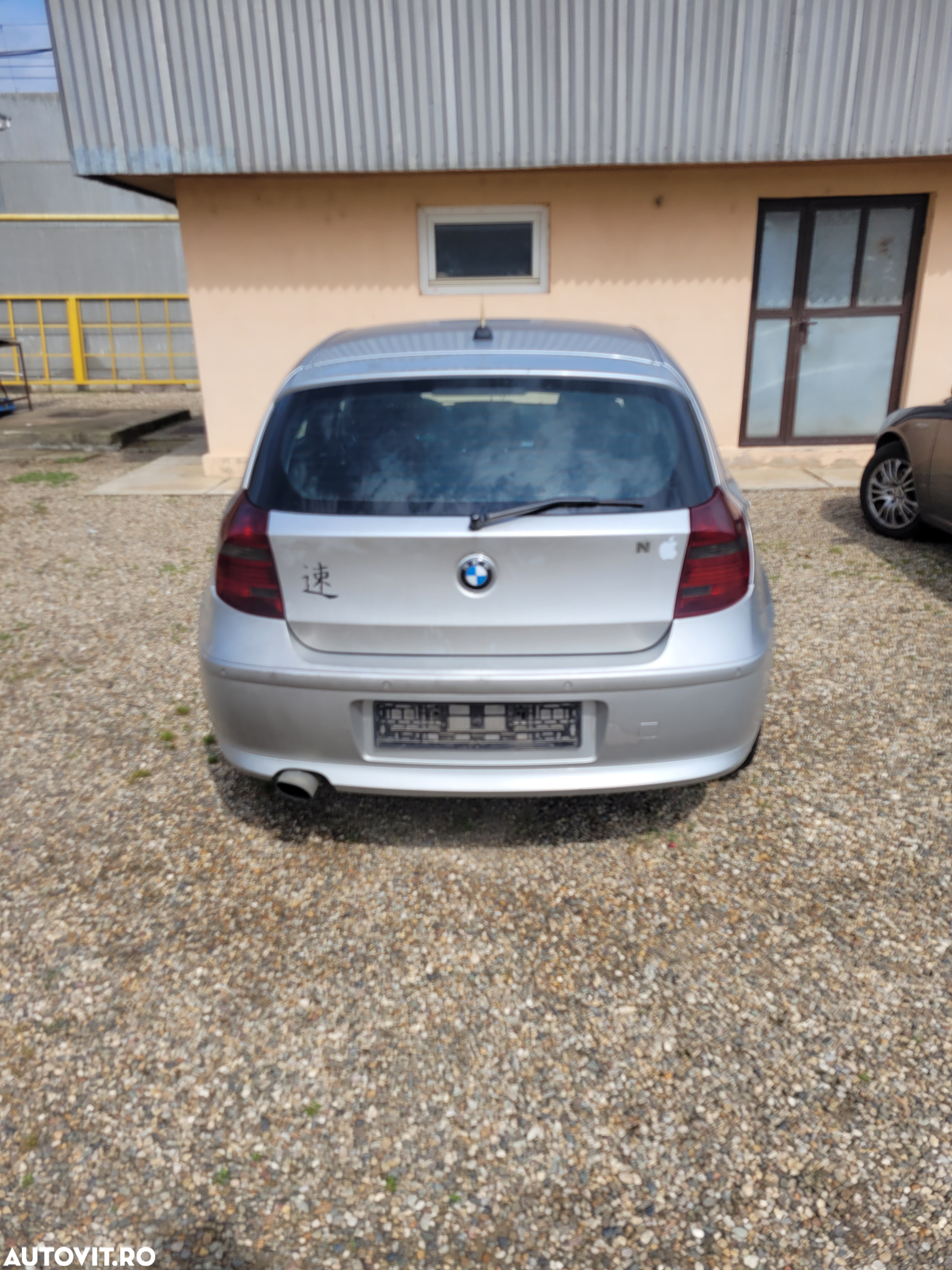 dezmembrez bmw120D - 3