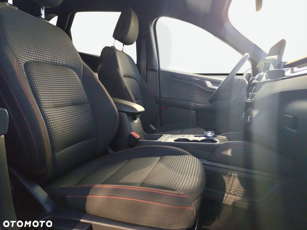 Ford Kuga - 20