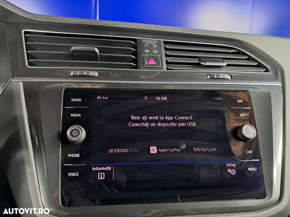 Volkswagen Tiguan - 19