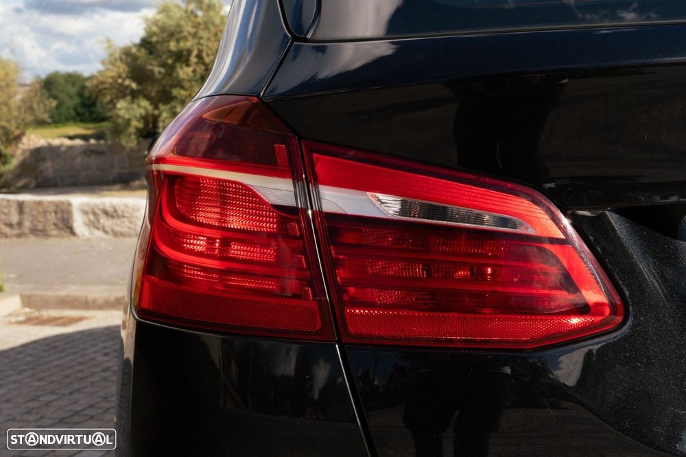 BMW 216 Active Tourer d Line Sport - 56