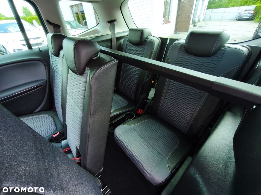 Opel Zafira - 17