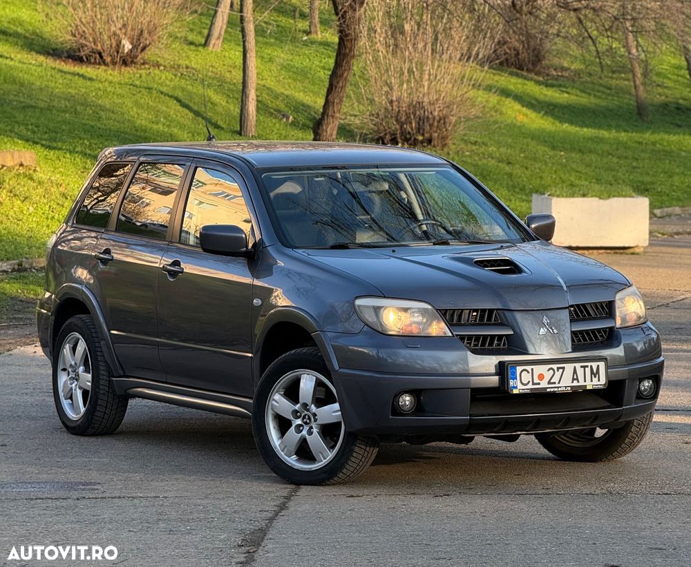 Mitsubishi Outlander 2.0 Turbo 4x4 - 3