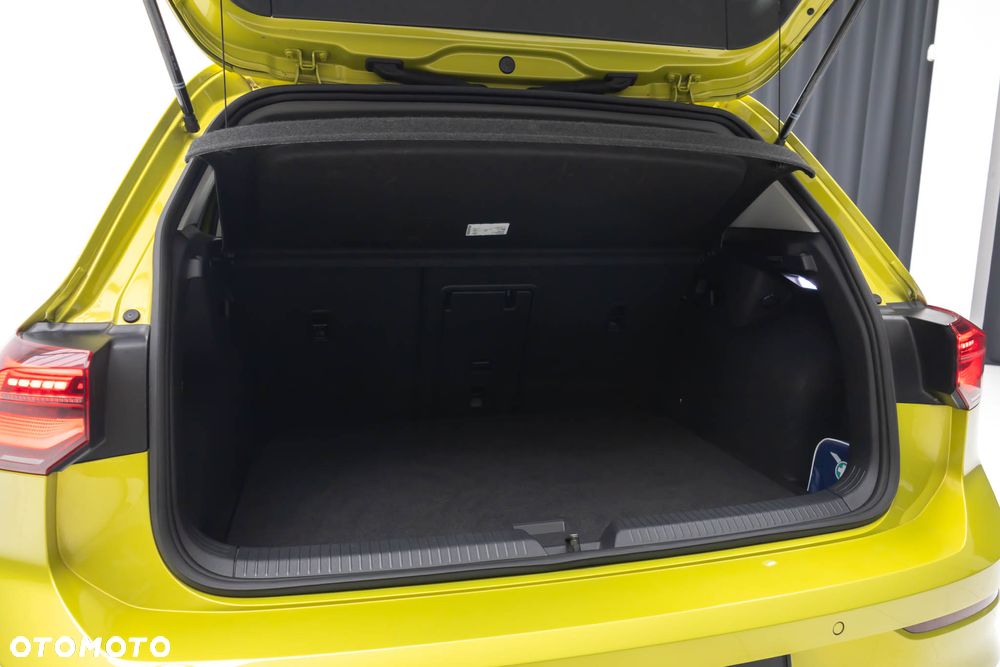 Volkswagen Golf - 38