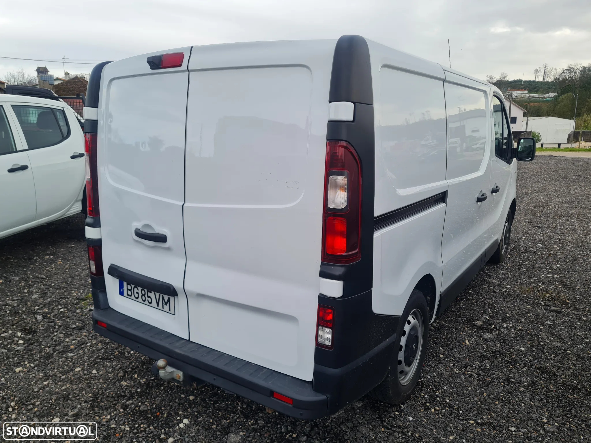 Opel Vivaro 2.0 CDTI L1H1 - 4