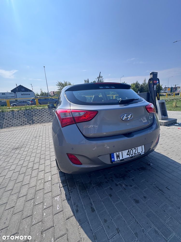 Hyundai i30 1.6 Comfort - 5