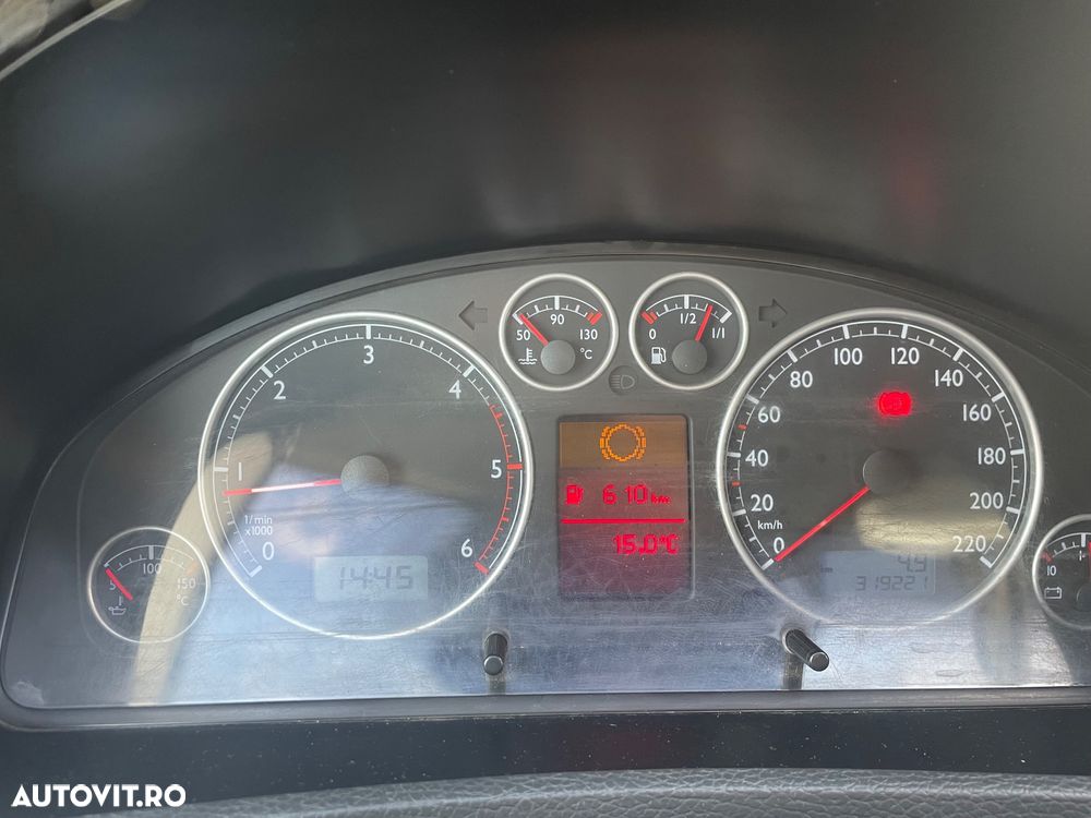 Volkswagen Multivan - 11