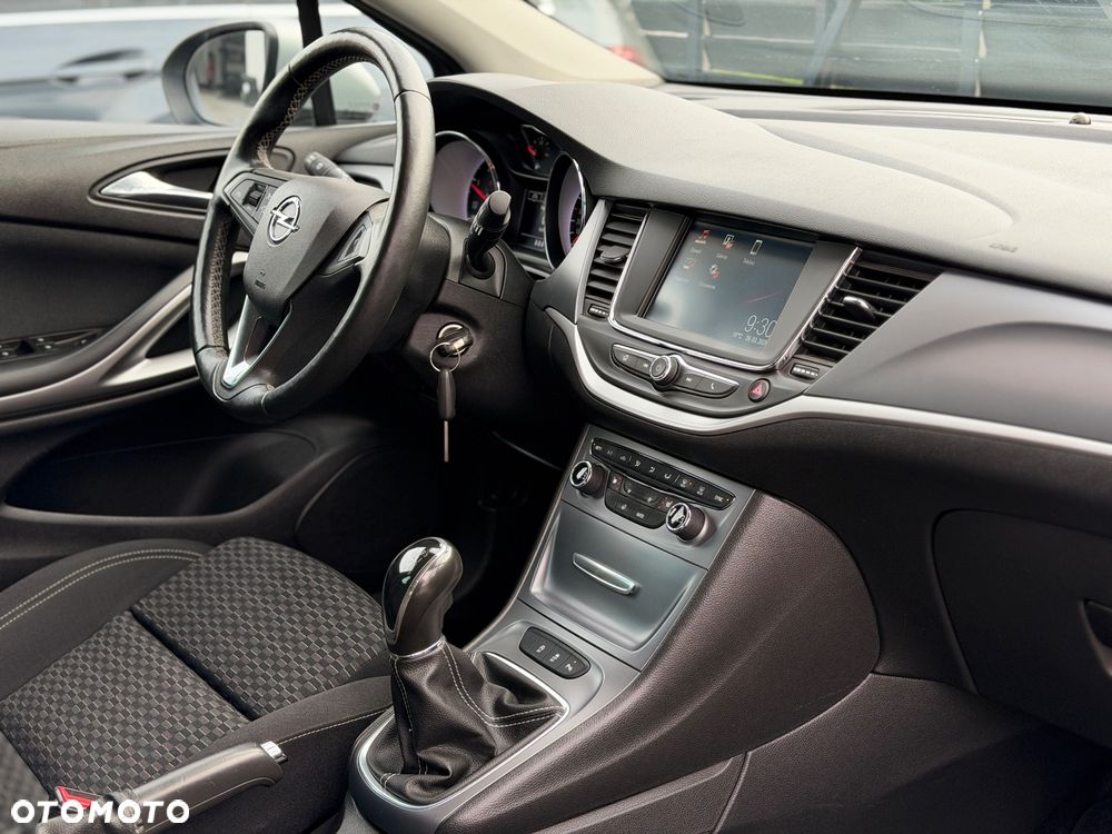 Opel Astra 1.6 CDTI Dynamic - 23