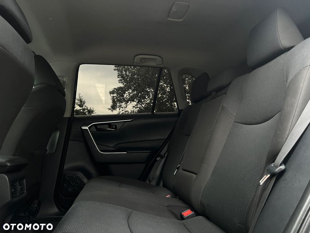 Toyota RAV4 - 24