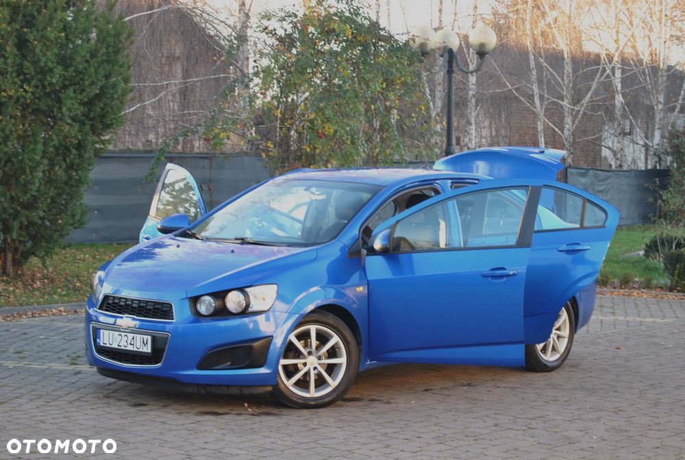 Chevrolet Aveo 1.2 LT - 18