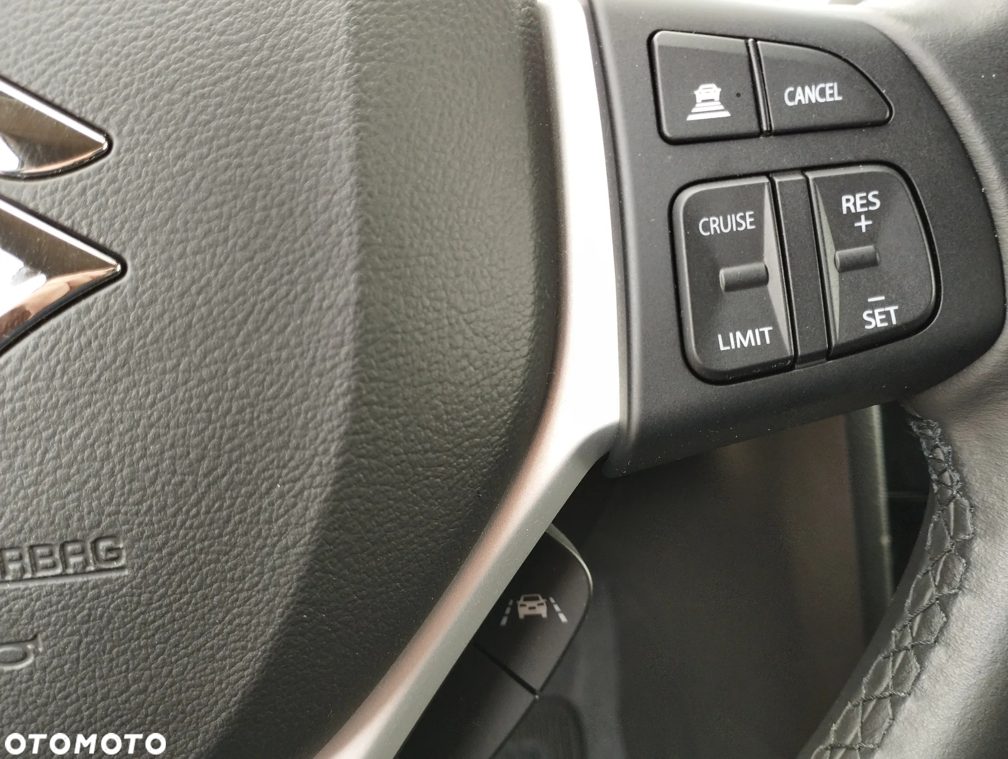 Suzuki Vitara 1.5 Strong Hybrid Premium 2WD AGS - 17