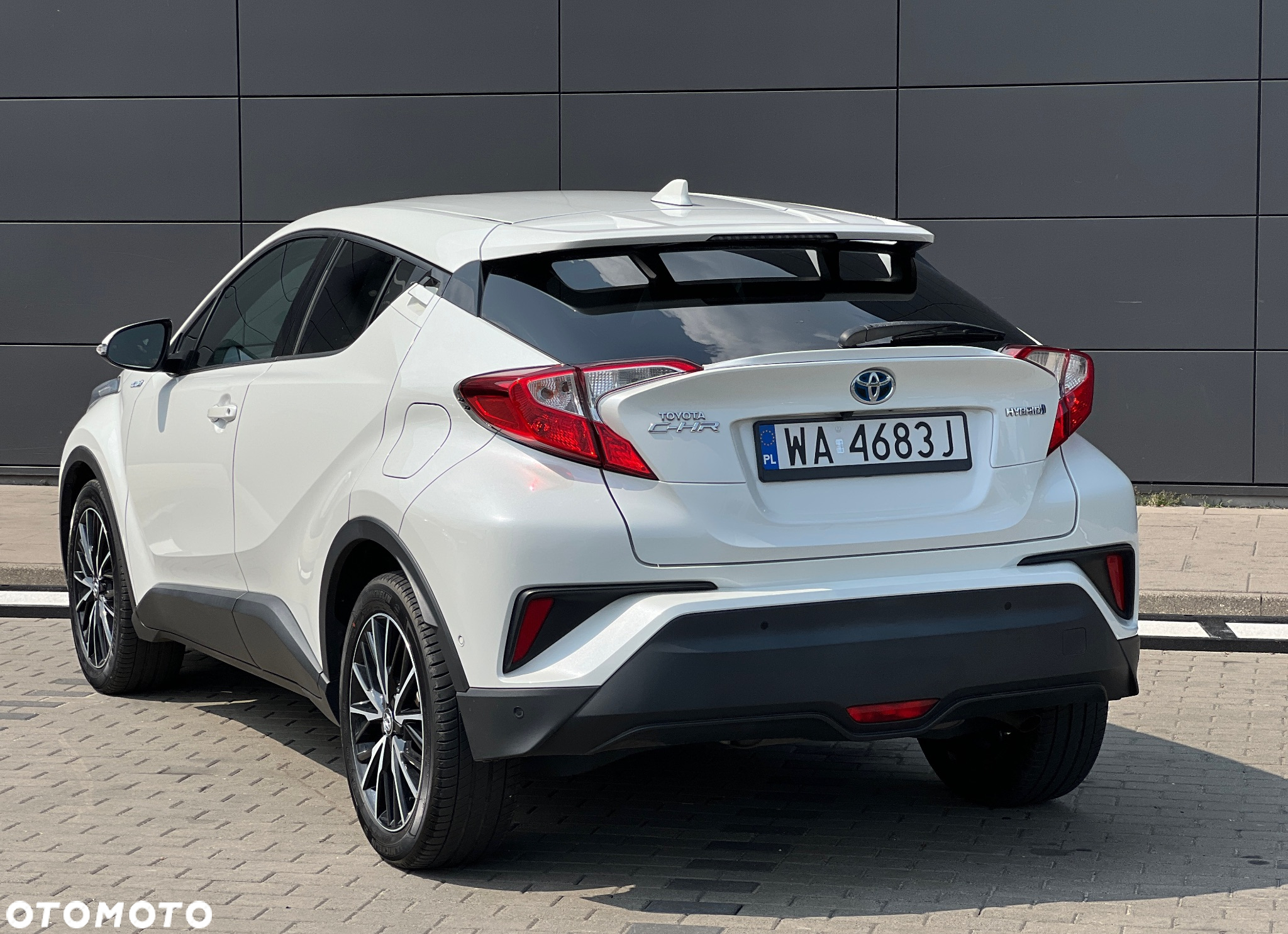 Toyota C-HR 1.8 Hybrid Prestige - 4