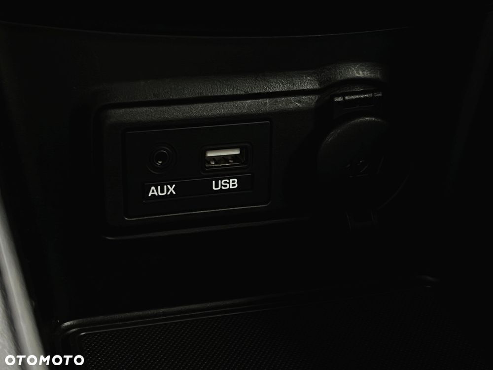 Hyundai ix20 1.4 Premium blue - 32