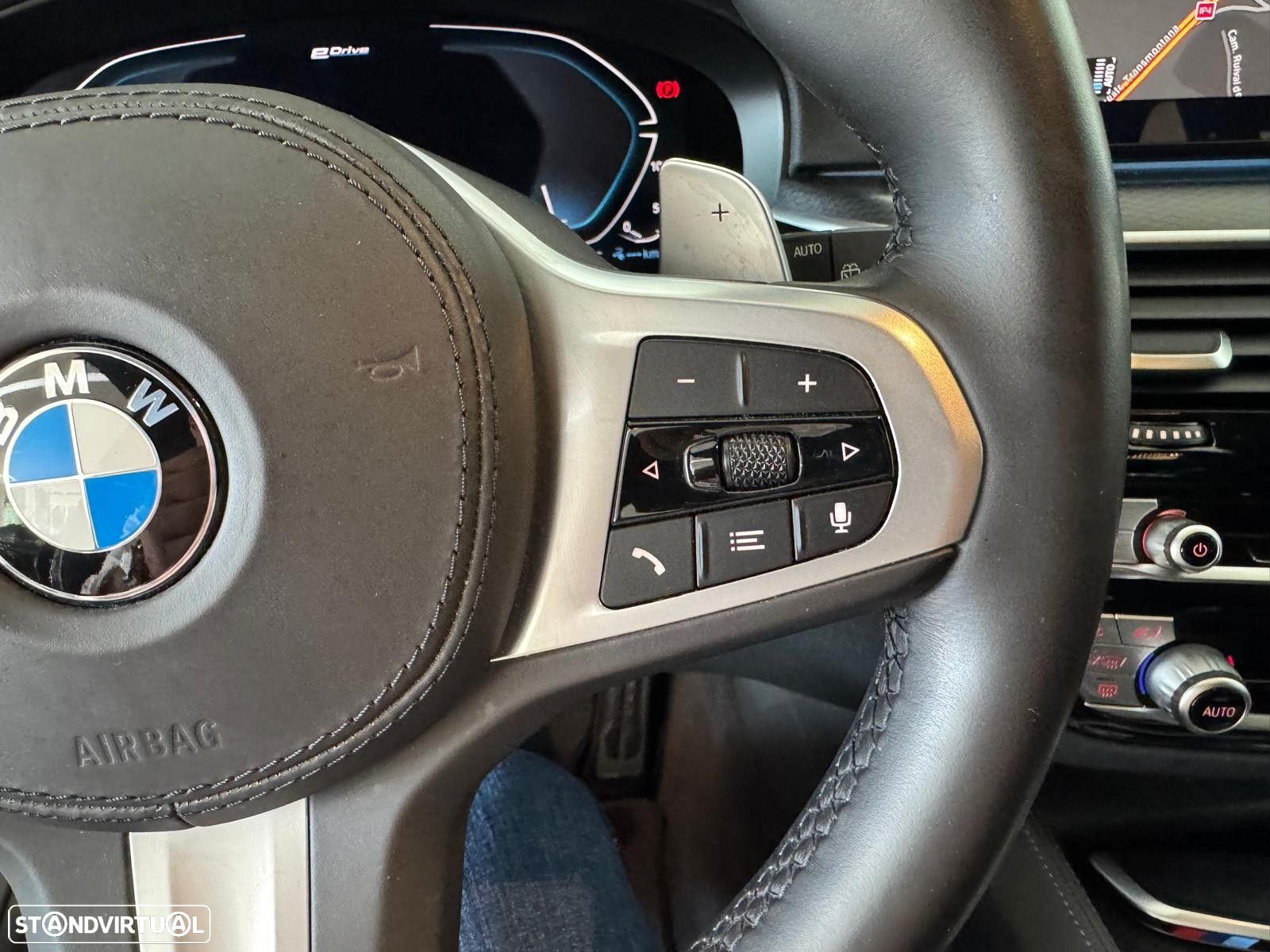 BMW 530 e Pack Desportivo M - 21