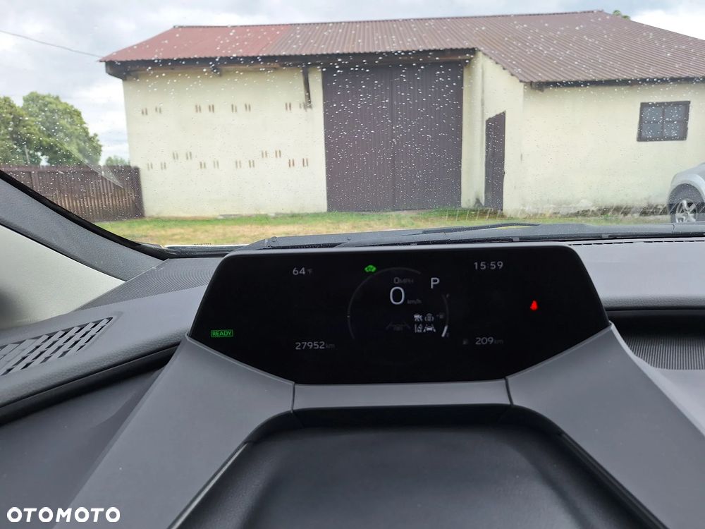 Toyota Prius Hybrid Executive - 11