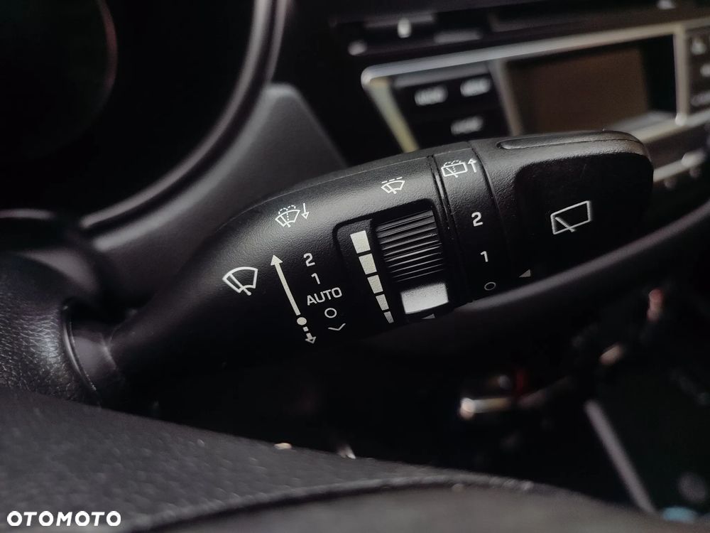 Hyundai i20 1.25 Wersja Jubileuszowa - 32