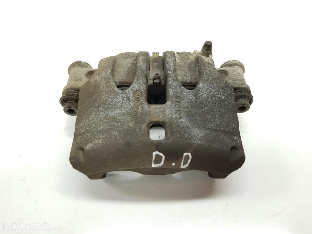 CALÍPER DE FREIO DIANTEIRO DIREITO NISSAN CABSTAR - 1