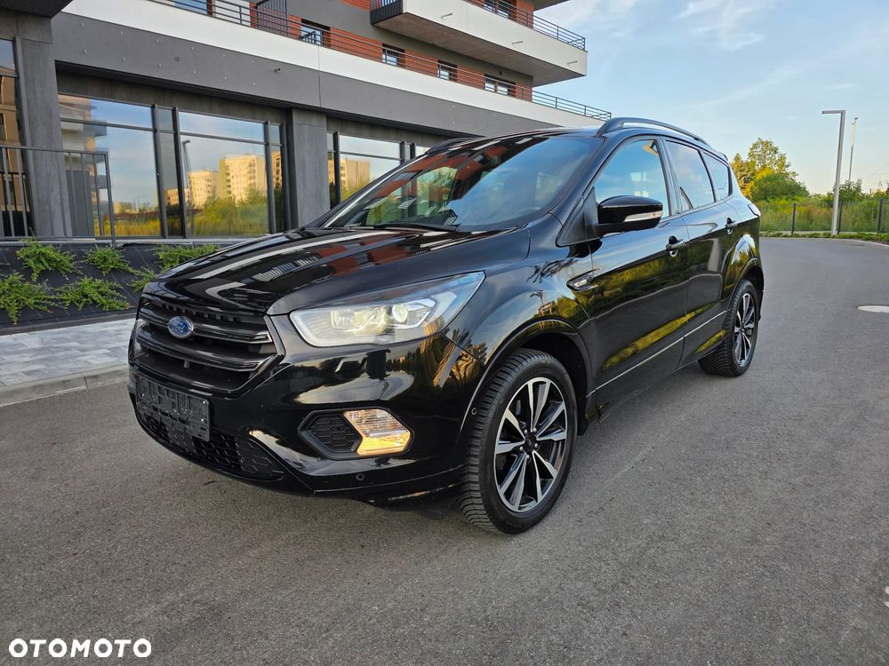 Ford Kuga 1.5 EcoBoost 2x4 ST-Line - 14
