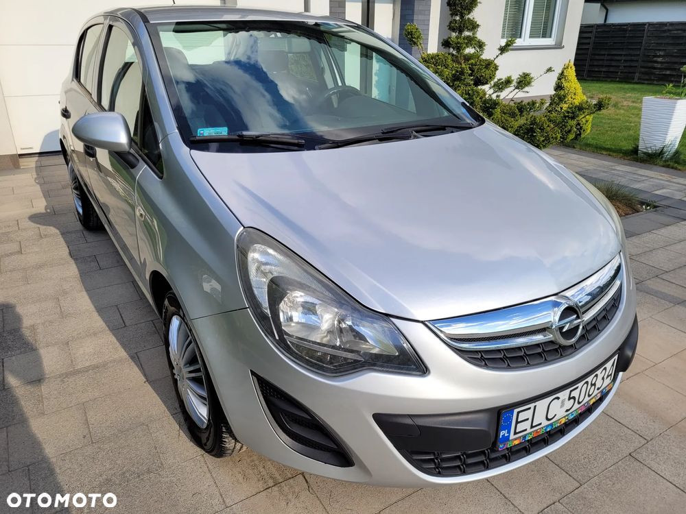 Opel Corsa 1.0 12V Essentia - 1