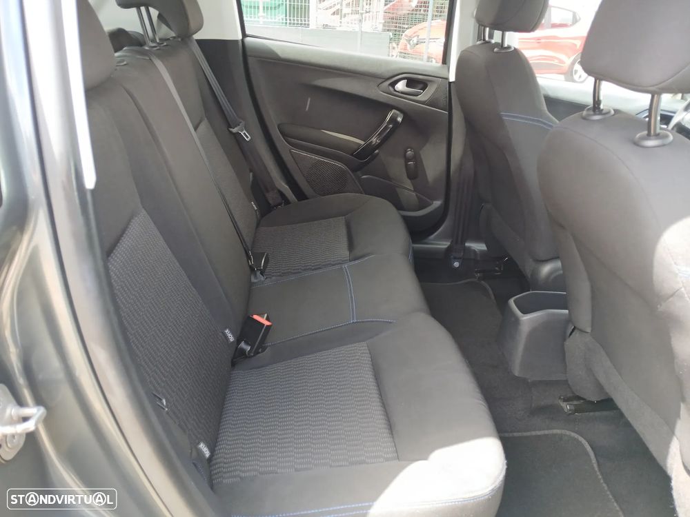 Peugeot 208 1.2 VTi Active - 20