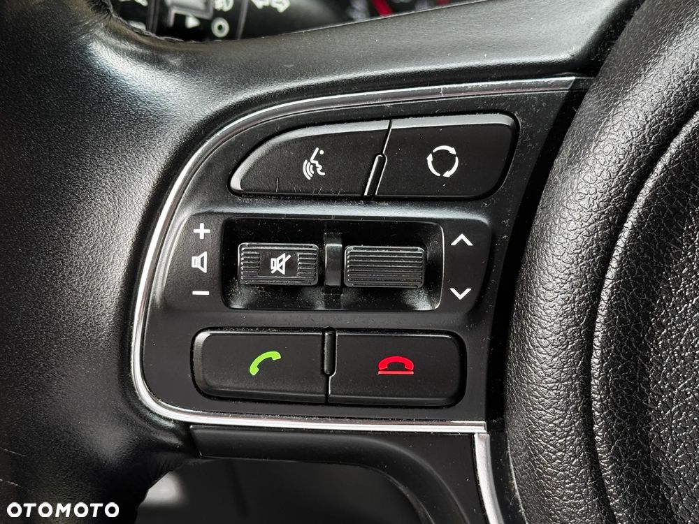 Kia Sportage 1.7 CRDI 2WD ISG Spirit - 19