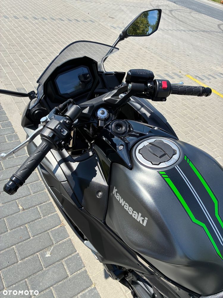 Kawasaki Ninja - 8