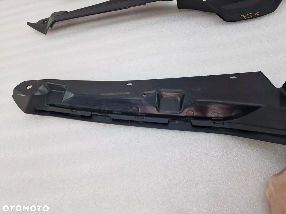 SKODA YETI LIFT 13- 5L0 OSŁONA / NAKŁADKA PASA PRZEDNIEGO PRZÓD , NR 5L0853343 , NR AUKCJI OP75 - 16