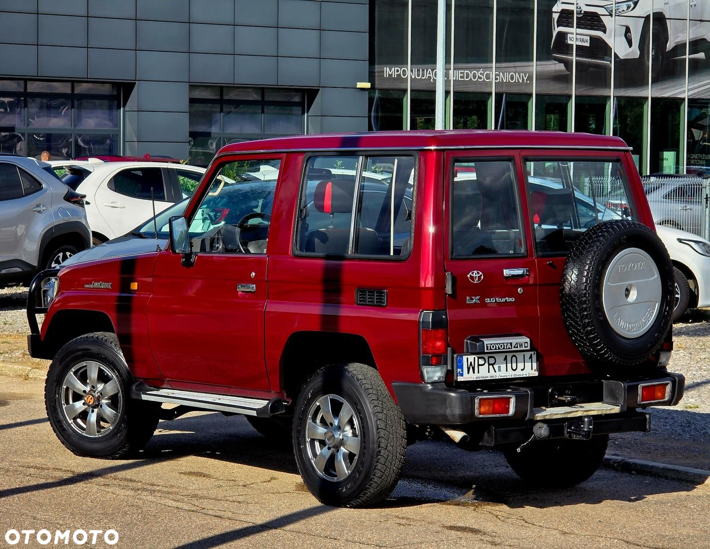 Toyota Land Cruiser KJ70 - 8
