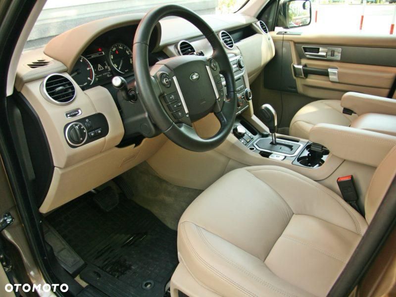 Land Rover Discovery 3.0D V6 HSE - 4