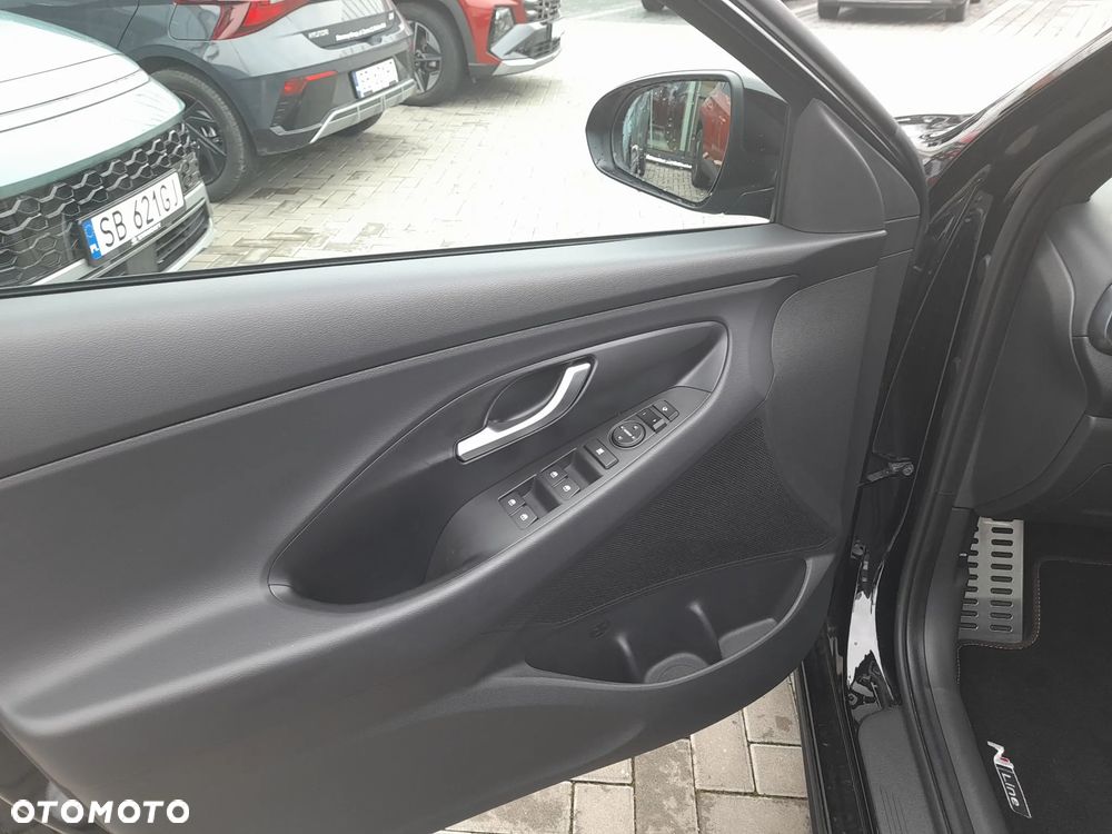 Hyundai i30 1.5 T-GDI 48V-Hybrid DCT N Line - 10