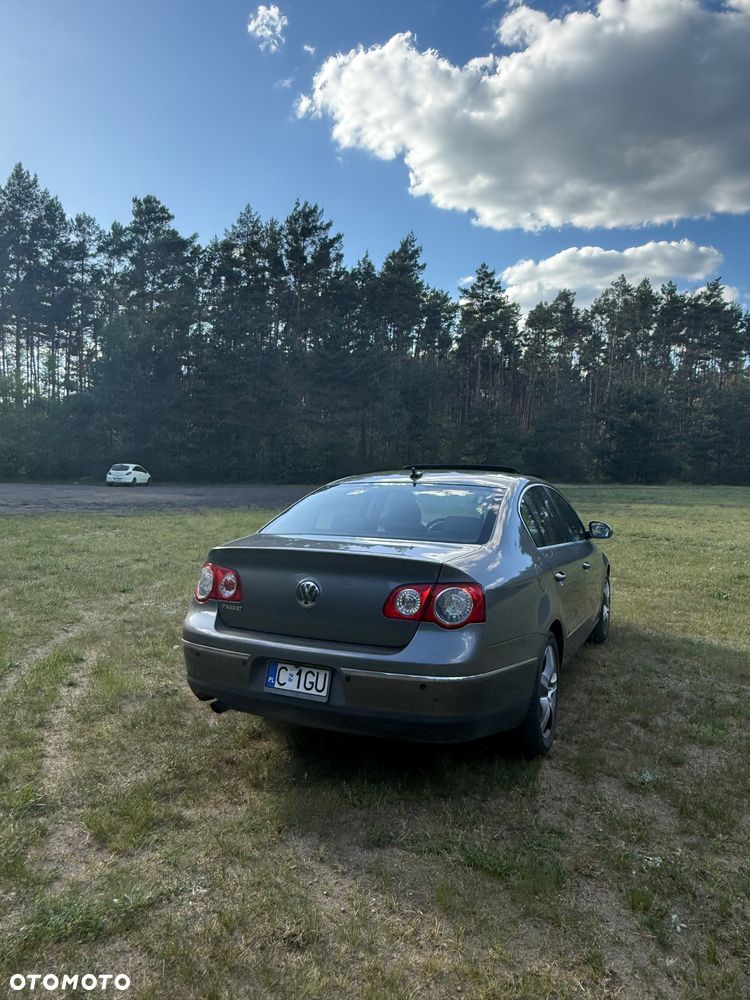Volkswagen Passat 2.0 Turbo FSI Automatik Individual - 5