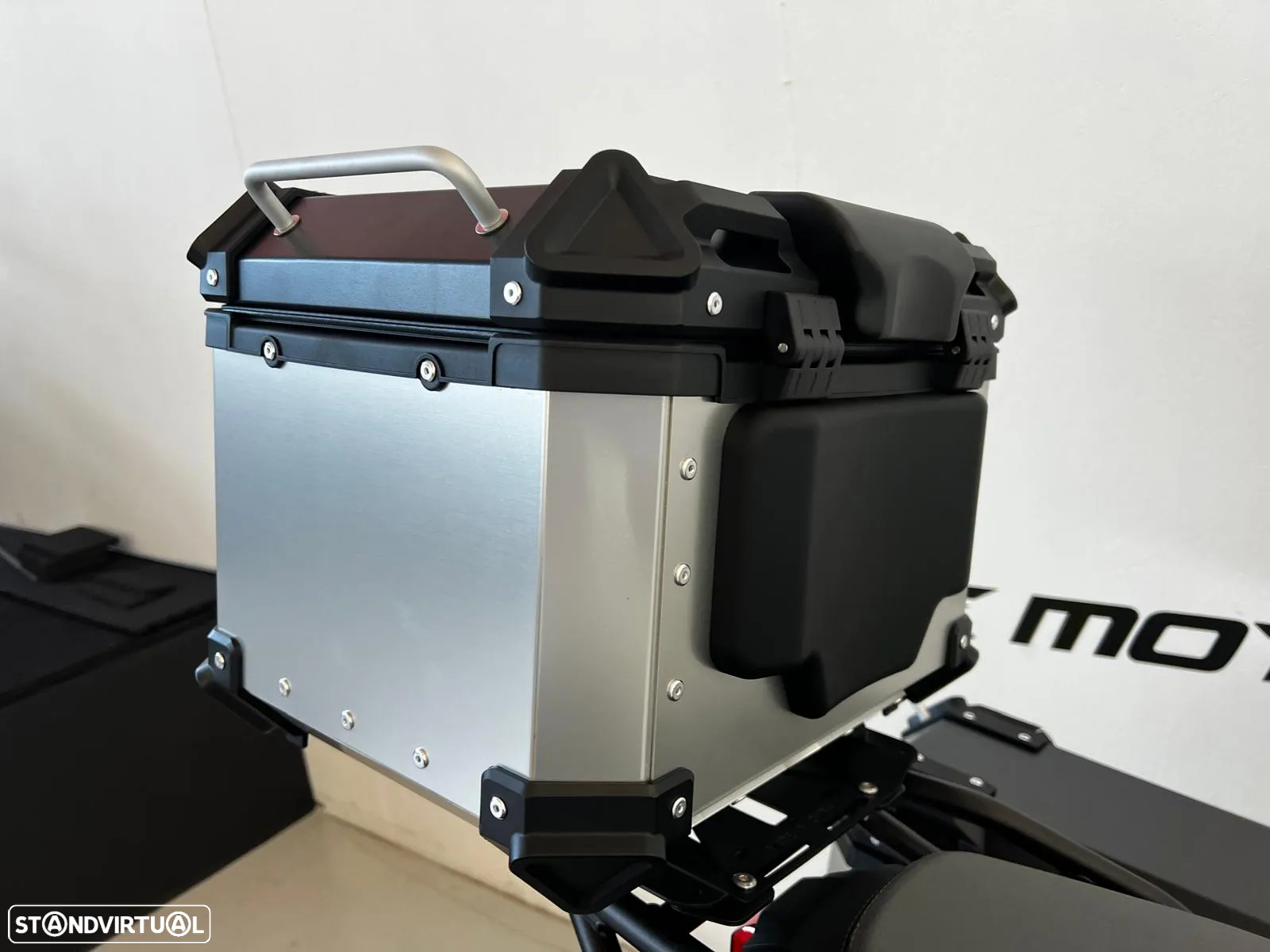 QJ Motor SRT 600SX - 8