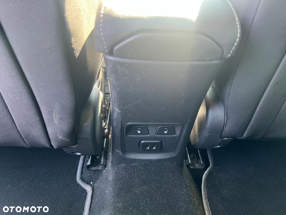 Opel Astra 1.4 T Elite S&S - 19