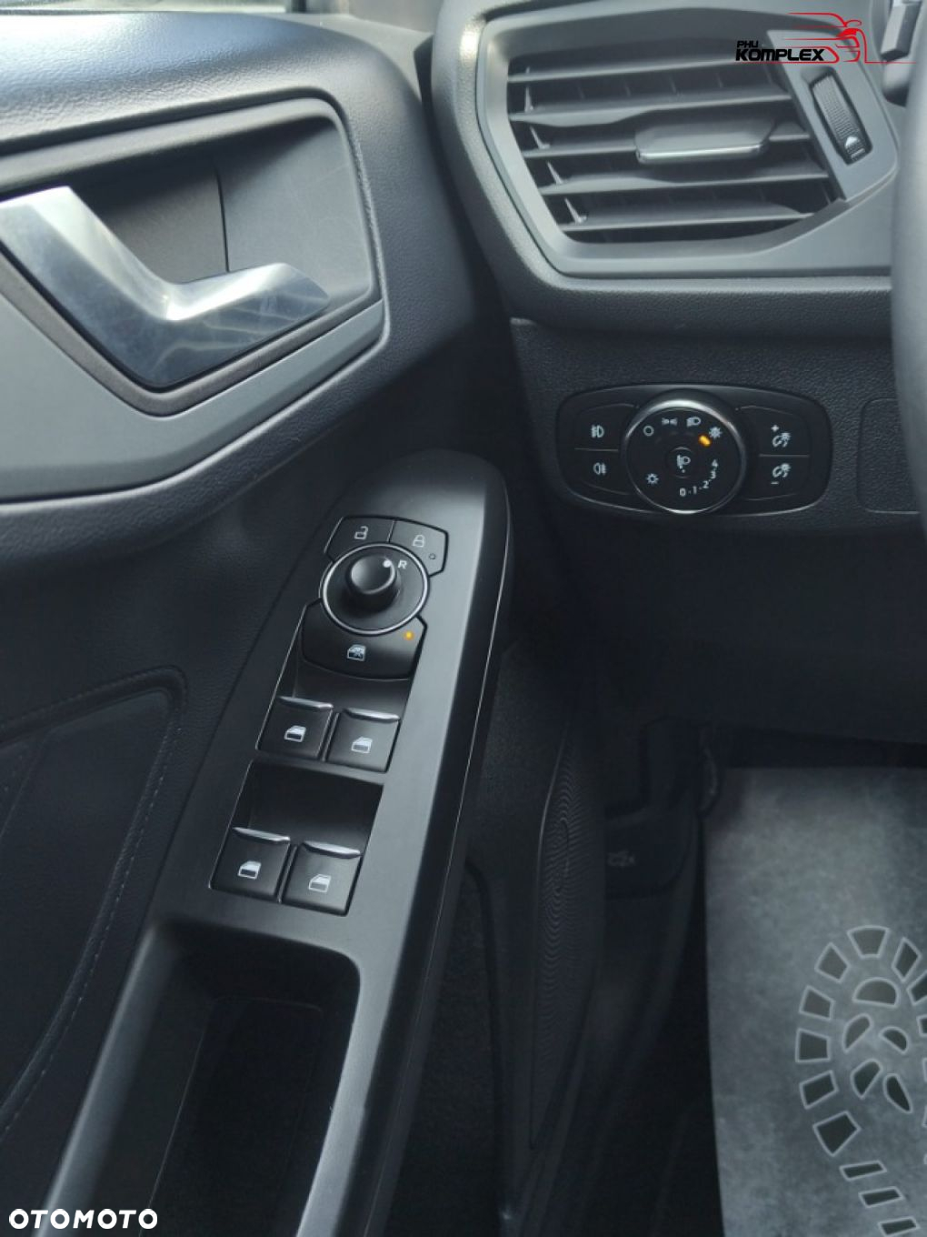 Ford Focus - 21