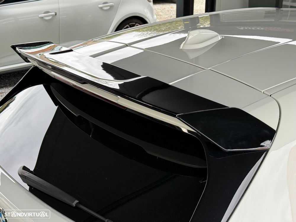 BMW 135 M135 i xDrive Pack 50 anos M - 21