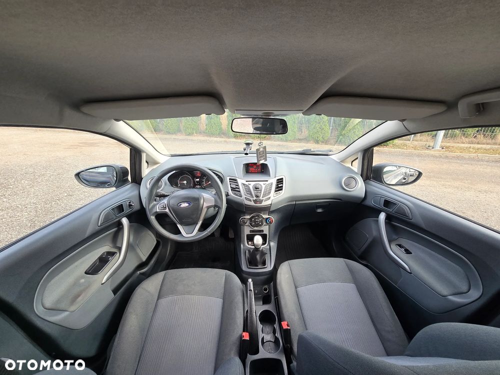 Ford Fiesta - 6