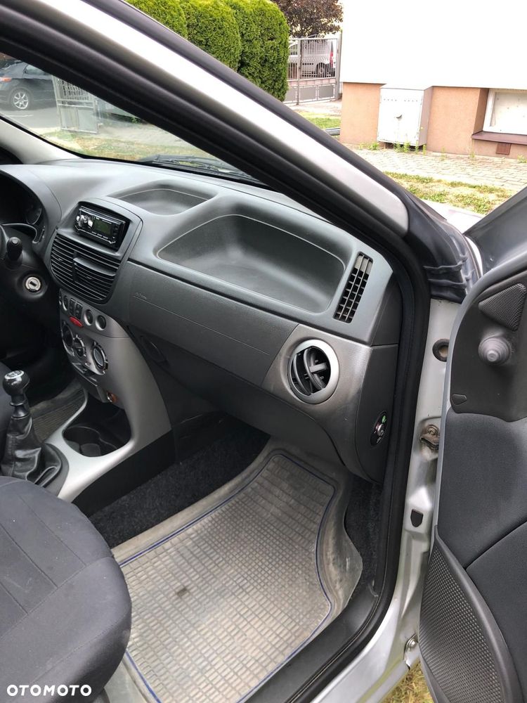 Fiat Punto 1.2 8V - 8